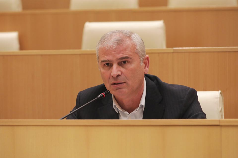 ირაკლი ქადაგიშვილი: დედის გინება, ბულინგი არც საზოგადოების განვითარებას უწყობს ხელს, არც ქართული კულტურის ნაწილია