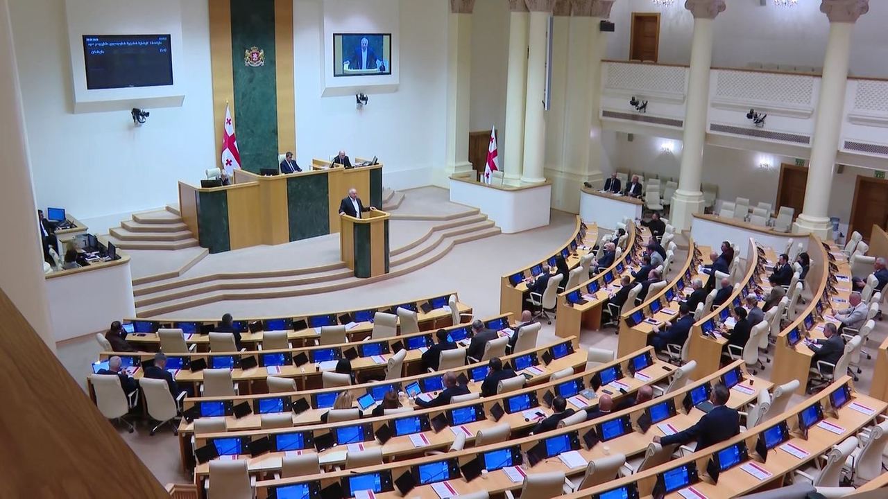 დღეს პარლამენტი დაჩქარებული წესით განიხილავს საკანონმდებლო ინიციატივას ქონების გადასახადთან დაკავშირებით