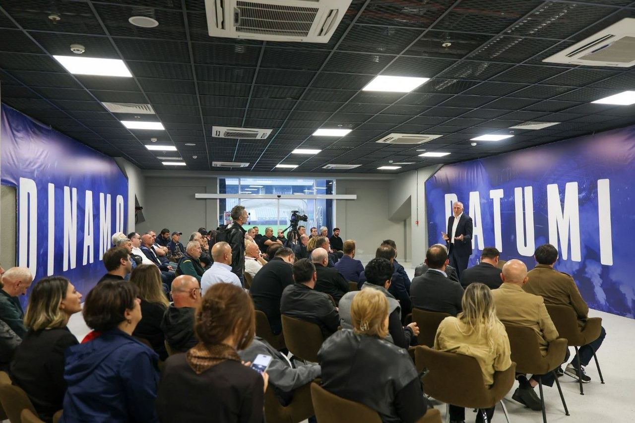 ზურაბ პატარაძე აჭარაში მოქმედი სპორტული ფედერაციების ხელმძღვანელებსა და ვეტერან სპორტსმენებს შეხვდა
