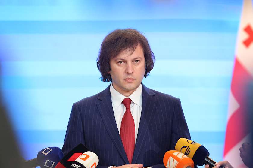 პრემიერი: გაკადნიერდნენ და პიჯაკების საქმე უწოდეს სააკაშვილის კორუფციულ საქმეს, საუბარია უმძიმეს კორუფციულ ფაქტებზე, ბიუჯეტიდან საკუთარი შვილის სწავლას აფინანსებდა ქვეყნის მაშინდელი რეჟიმის ლიდერი