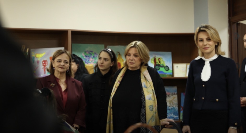 თამარ ბაგრატიონმა ბათუმის №26 საჯარო სკოლასთან არსებული ინკლუზიური განათლების ცენტრი მოინახულა