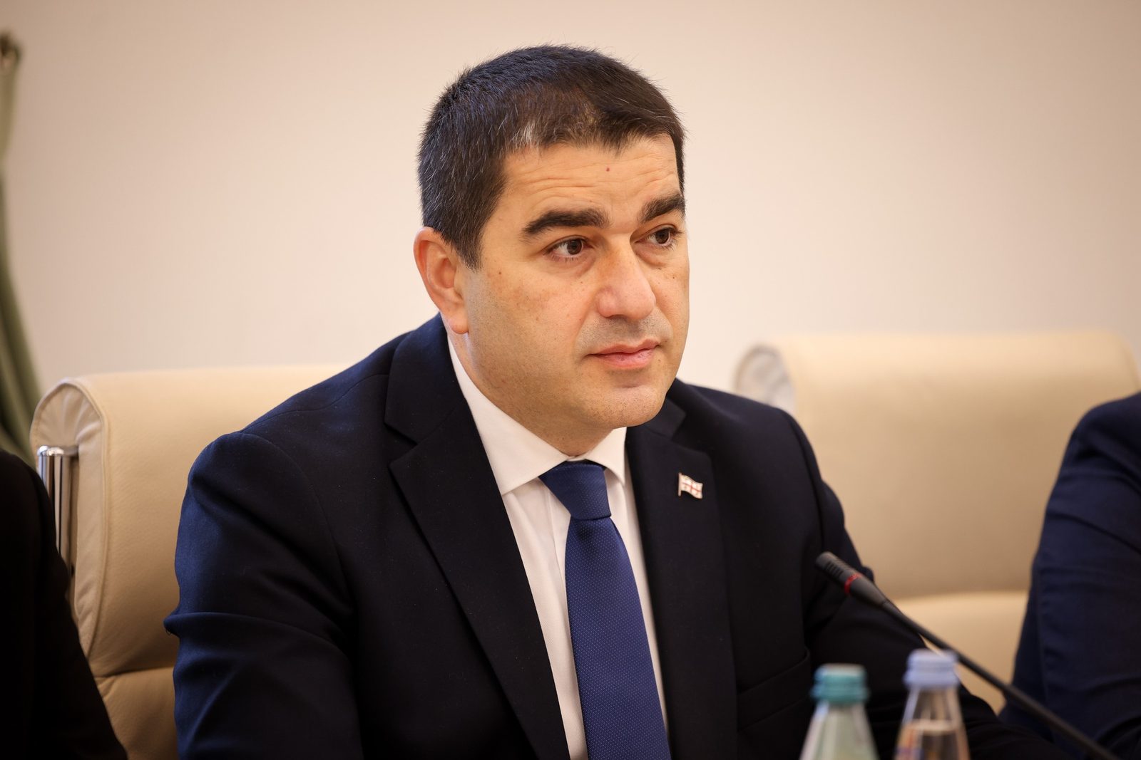 შალვა პაპუაშვილი: ანტიკონსტიტუციური პარტიები ადასტურებენ ჩვენს ერთ-ერთ ბრალდებას, რომ კონსტიტუციური ორგანოების ლეგიტიმაციას არ აღიარებენ, რაც დემოკრატიის არაღიარების მთავარი ნიშანია
