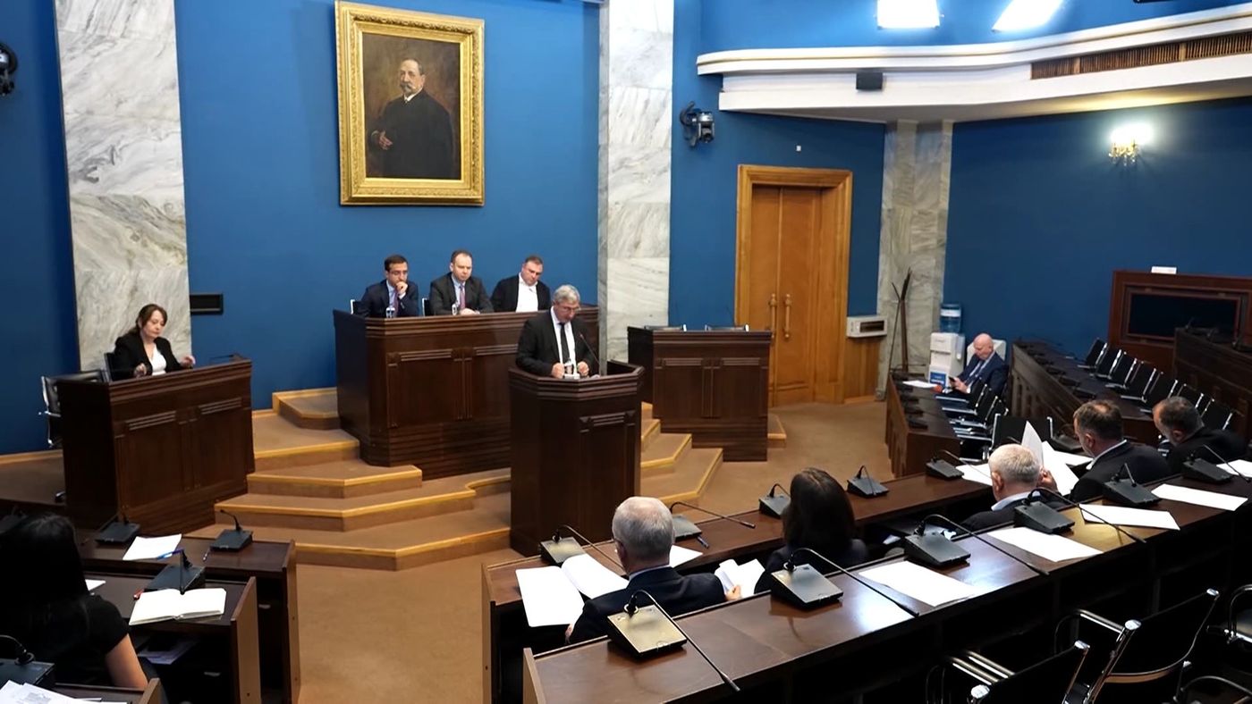 პარლამენტში 2027 წლის სახელმწიფო ბიუჯეტის პროექტის განხილვა გრძელდება