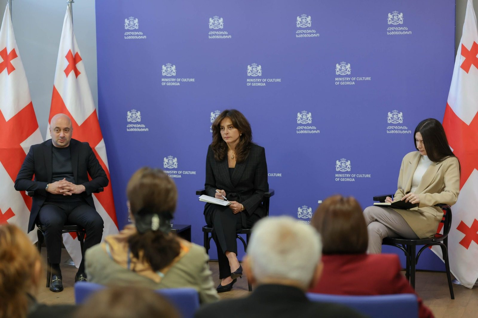 კულტურის მინისტრი, მწერალთა სახლის ხელმძღვანელებს, ასევე, მწერალთა სახლის სისტემაში შემავალი მუზეუმების მმართველებს შეხვდა