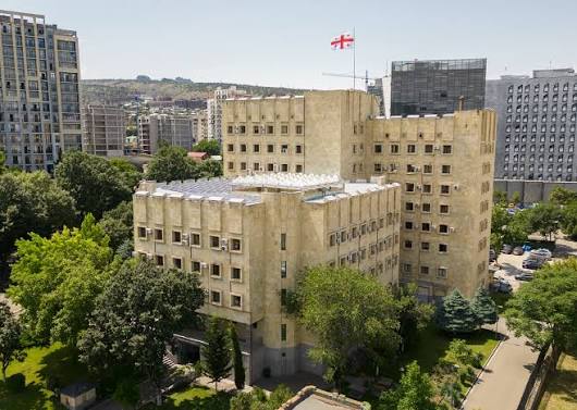 პროკურატურამ ეროვნული ბანკის წერილის საფუძველზე სამეწარმეო საქმიანობაში მოხელის მიერ უკანონო მონაწილეობის ფაქტზე გამოძიება დაიწყო