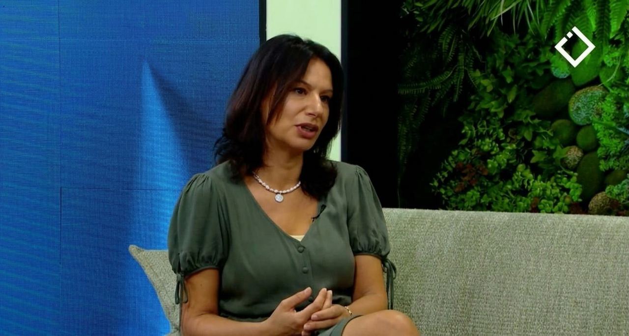 დიანა თალაკვაძის ნამუშევრები პარიზში - ქართველი მხატვარი საერთაშორისო გამოფენაზე მიიღებს მონაწილეობას