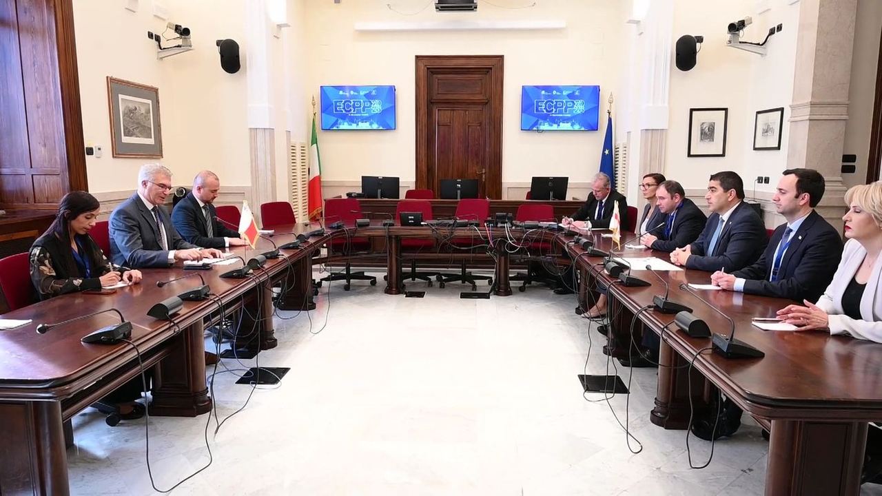 პარლამენტის თავმჯდომარის ვიზიტი იტალიაში გრძელდება
