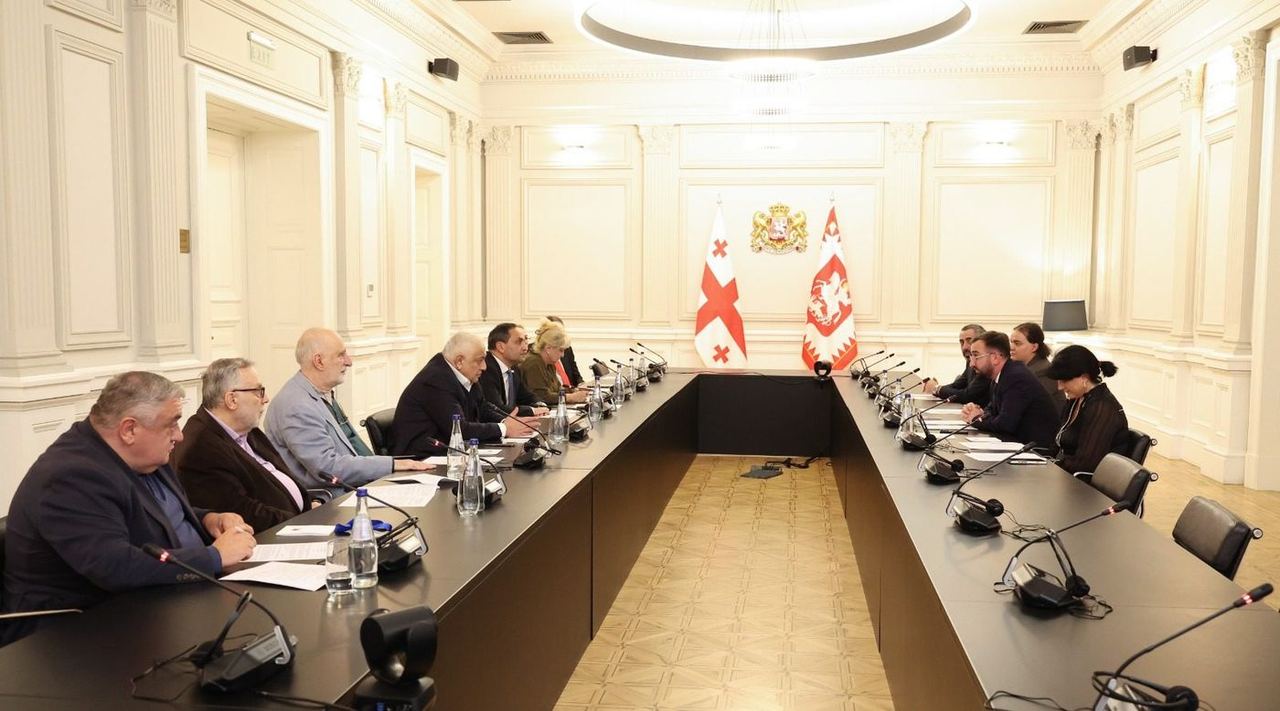 საქართველოს პრეზიდენტის, მიხეილ ყაველაშვილის განკარგულებით, საქართველოს ეროვნული პრემიის კომისიის ცხრაწევრიანი შემადგენლობა დამტკიცდა