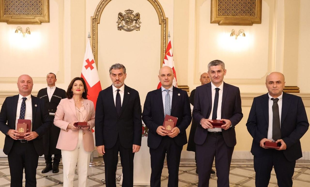 მიხეილ ყაველაშვილმა საქართველოს სტატისტიკის ეროვნული სამსახურის თანამშრომლები ღირსების მედლით დააჯილდოვა