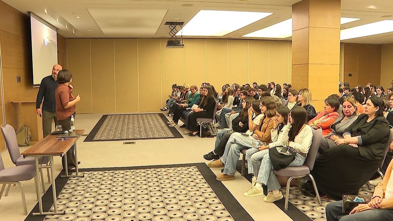 "ვეისთლესმა" მოსწავლეებისთვის კამპანია "ეკომეგობრული აჭარა" გახსნა
