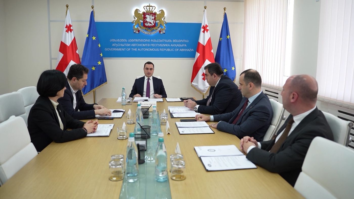 აფხაზეთის მთავრობის სხდომაზე 2026 წლის ბიუჯეტის ცვლილების პროექტი წარადგინეს