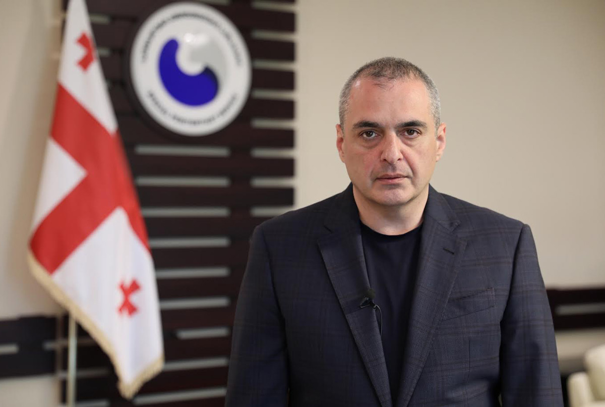 პროკურატურამ იუსტიციის სამინისტროს რეკომენდაციით მიმართა, სპეციალური პენიტენციური სამსახურის გენერალურ დირექტორს, გიორგი პატარიძეს უფლებამოსილება შეუჩერდეს