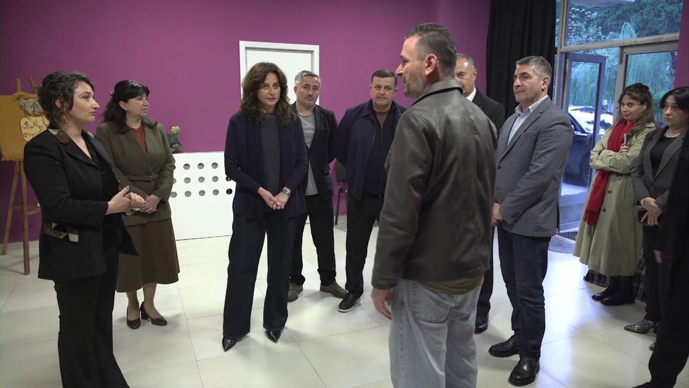 კულტურის მინისტრი გურჯაანის თოჯინების თეატრის ინფრასტრუქტურას და შემოქმედებითი საქმიანობას გაეცნო
