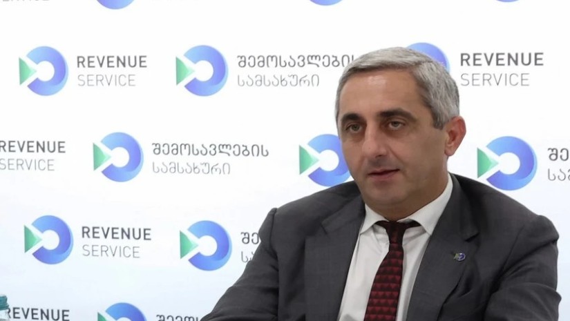 RS-ის უფროსის ყოფილ მოადგილეს უაქციზო ალკოჰოლის საწარმოს მფარველობისთვის სასამართლომ 1.5 წელი მიუსაჯა