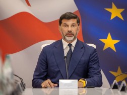 კალაძე დეზერტირების ბაზრის ადმინისტრაციას მოუწოდებს, მოვაჭრეებს ალტერნატიული სივრცე და გონივრული ვადა მისცეს