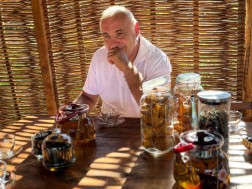 "ყოველ წელს უკან მივდივართ მხოლოდ იმის გამო, რომ მუშა ხელი არ არის"|"ჩაი მარტვილი - სადადიანო"