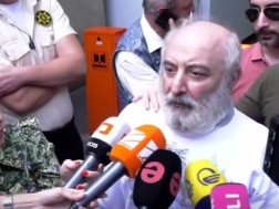 ექიმი გიორგი ჩახუნაშვილი სასამართლო დარბაზიდან გათავისუფლდა