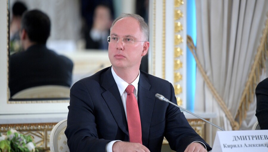 კირილ დმიტრიევი – საწვავის ფასის შემცირება რუსულ ნავთობზე ტრამპის მიერ დაწესებული ზოგიერთი სანქციის მოხსნას მოითხოვს, სანქციების მოხსნის გზებზე უკვე მიმდინარეობს მსჯელობა, ამ საკითხზე მუშაობს ამჟამად აშშ