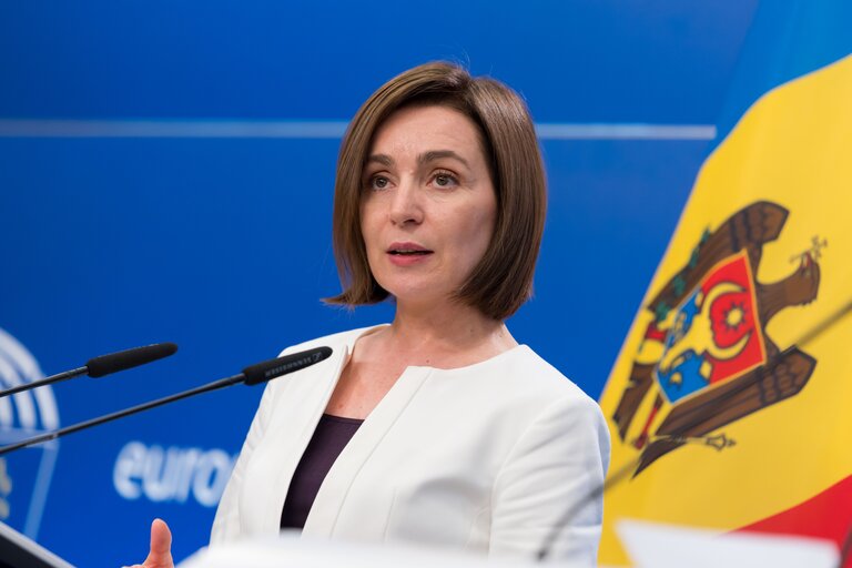 მაია სანდუ – მოლდოვა უკრაინიდან ლტოლვილთა ახალი ნაკადის მისაღებად მზად არის