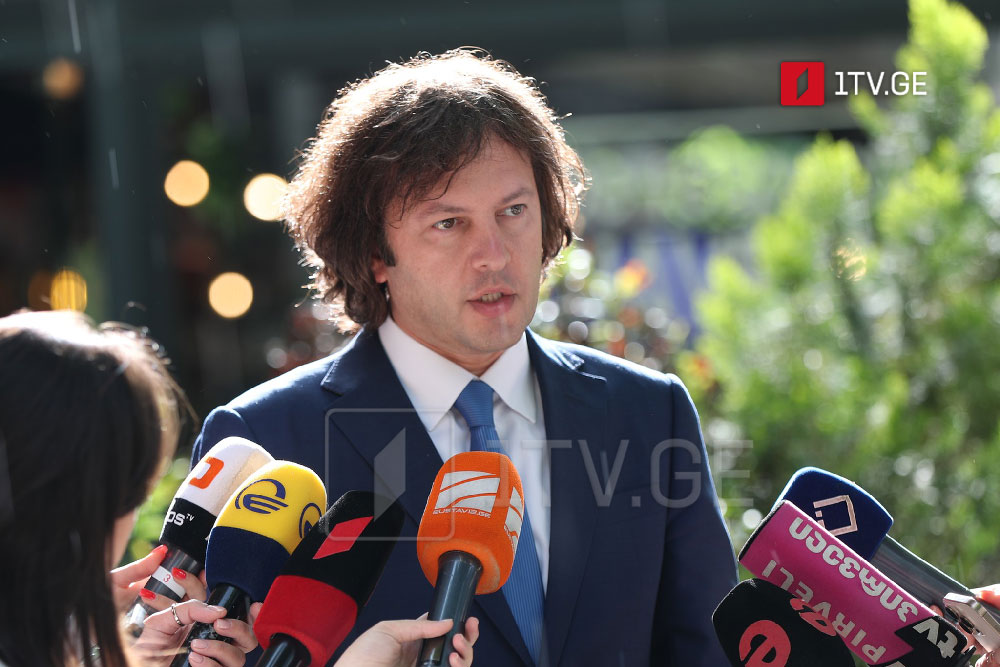 ირაკლი კობახიძე – ამტკიცებდნენ, თითქოს ოთარ ფარცხალაძე გავლენას ახდენდა ხელისუფლების პოლიტიკურ გადაწყვეტილებებზე, რაც იყო სიყალბე, წინა ადმინისტრაციის სანქციებიც სიყალბეზე იყო აგებული