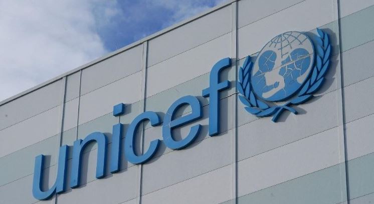 UNICEF-ი საფრანგეთის ხელისუფლებას ძალადობის დეესკალაციისა და არასრულწლოვნების დაცვისკენ მოუწოდებს – „თავისუფლად და უსაფრთხოდ დემონსტრაციის უფლება ბავშვებისა და მოზარდების ფუნდამენტური უფლებაა“