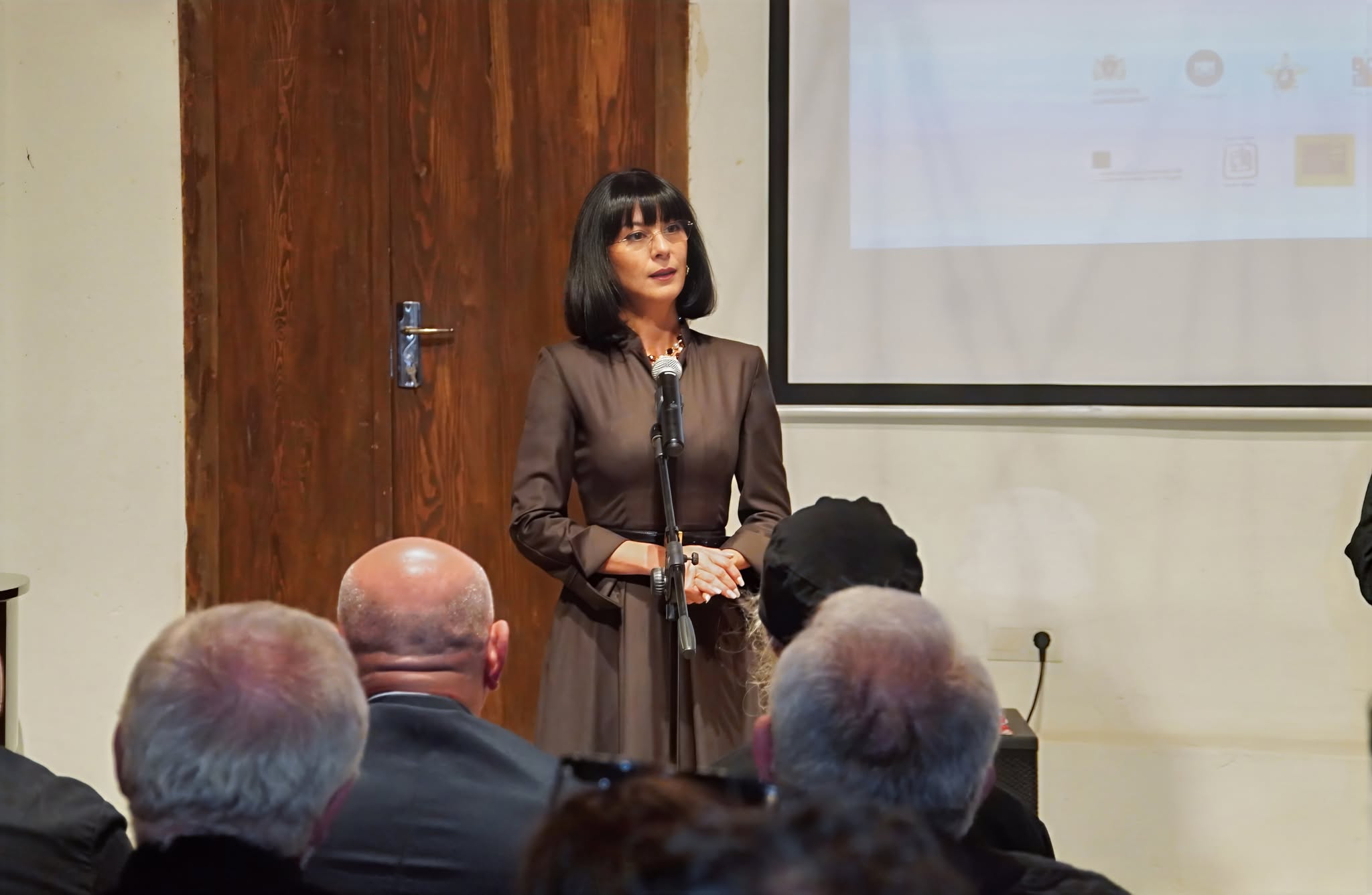 თეა ახვლედიანი გორის მუნიციპალიტეტის სოფელ ნიქოზში ანიმაციური ფილმების საერთაშორისო ფესტივალ „ნიქოზის“ გახსნას დაესწრო