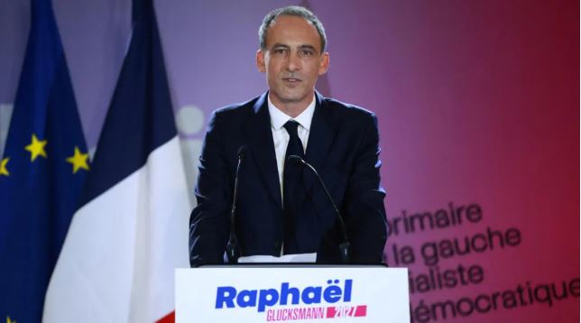 რაფაელ გლუქსმანი საფრანგეთში 2027 წლის საპრეზიდენტო არჩევნებზე ცენტრისტი მემარცხენეების კანდიდატი გახდება