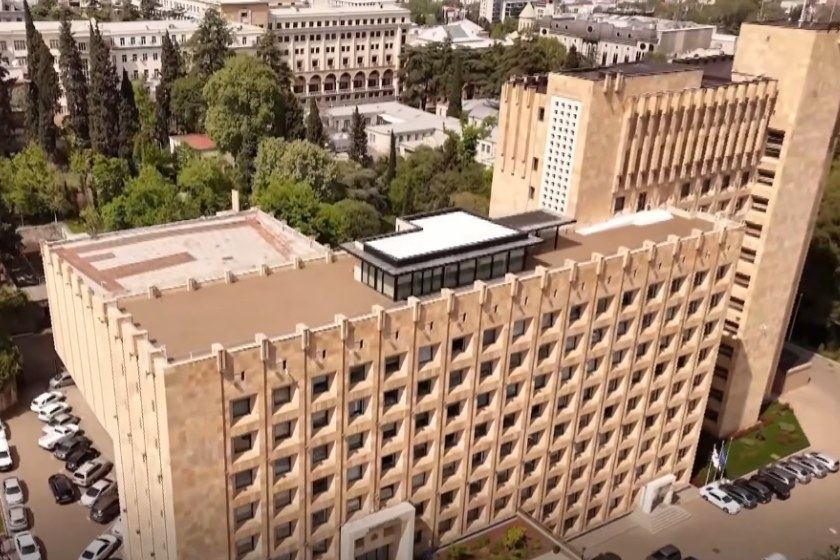 მთავრობის სოციალური პოლიტიკა. გაზრდილი პენსია და შეთავაზება დევნილებისთვის. „ქრონიკის“ სიუჟეტი