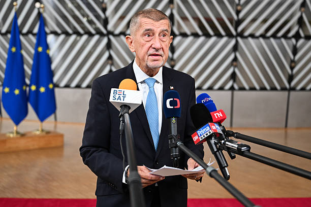 ჩეხეთის პრემიერი ევროკავშირის ბიუჯეტიდან უკრაინისთვის დახმარების გამოყოფას ეწინააღმდეგება