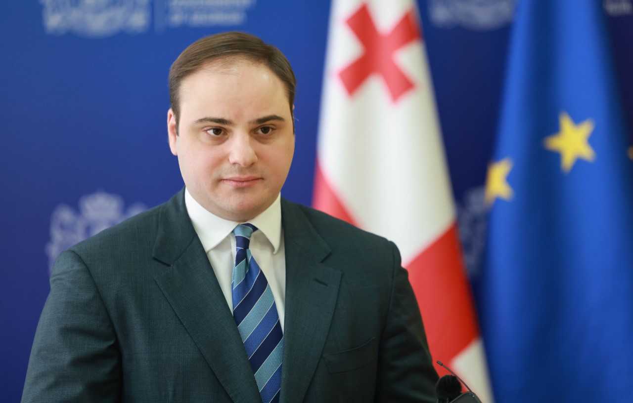 ლევან ჟორჟოლიანი: ჩვენი მთავარი მიზანია, კვალიფიციური კადრი გაიზარდოს საჯარო დაწესებულებებში, მოხდეს საჯარო სამსახურის პოპულარიზაცია
