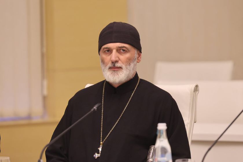 დეკანოზი ანდრია ჯაღმაიძე: ჟურნალისტთა ეთიკის ქარტიის მიკერძოებული განცხადება გვაფიქრებინებს, რომ ორგანიზაცია გადაქცეულია ეკლესიის წინააღმდეგ მიმართული რადიკალური მედიის დამცველ ბიუროდ