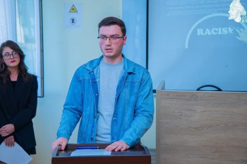 ბათუმის უნივერსიტეტის სტუდენტი ნიკა ფარტენაძე: საკონსტიტუციო სასამართლოში მიმდინარე პროცესზე დასწრება ჩვენი პროფესიული ინტერესია