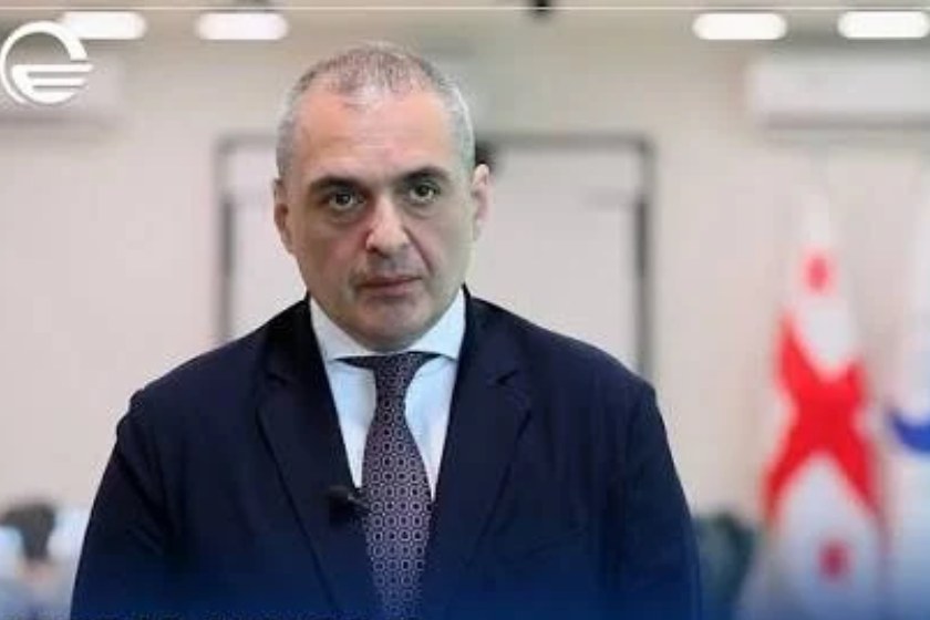 პროკურატურამ იუსტიციის სამინისტროს რეკომენდაციით მიმართა, სპეციალური პენიტენციური სამსახურის გენერალურ დირექტორ გიორგი პატარიძეს უფლებამოსილება შეუჩერდეს