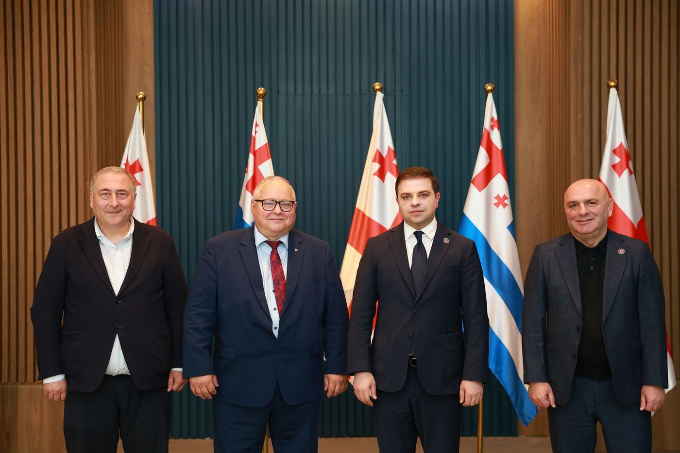 აჭარის უმაღლესი საბჭოს თავმჯდომარემ ცოტნე ანანიძემ ბრანდერბურგის ფედერალური მიწის ლანდტაგის წევრს, შტეფენ კუბიცკის უმასპინძლა