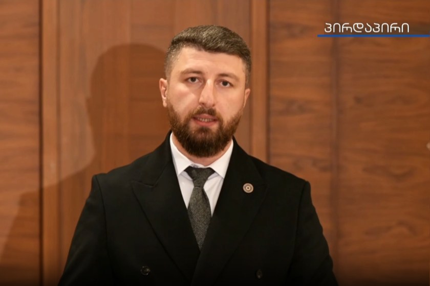 არჩილ გორდულაძე: კონსტიტუციური სარჩელით ვსვამთ კითხვას - 1633 რეზოლუციის მხარდაჭერით „ნაცმოძრაობამ“ აღიარა საქართველოს ტერიტორიის წინააღმდეგ ჩადენილი დანაშაული თუ დანაშაული არ ჩაუდენია და ქართულ ჯარს დააბრალა ომის დანაშაულები. ერთიც ღალატია და მეორეც