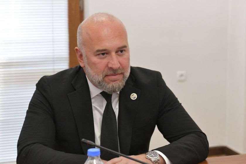 ზვიად შალამბერიძე ევროკომისიის სკანდალზე: ზოგადად ევროკავშირისთვის და სხვადასხვა ფონდისთვის მნიშვნელოვანია, რომ სწორედ არასამთავრობო ორგანიზაციების ხელით მოახდინოს არეულობა სხვადასხვა ქვეყანაში