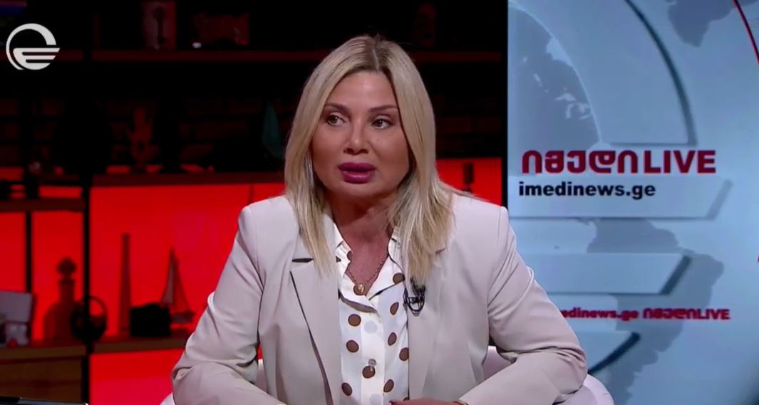 სოფო ნიკოლაიშვილი: ქვეყანა ვერ ვითარდება. ხელისუფლება დაკავებულია „ნაციონალური მოძრაობის“ შეკავებით, რევოლუციების, გარე ძალების მოგერიებით