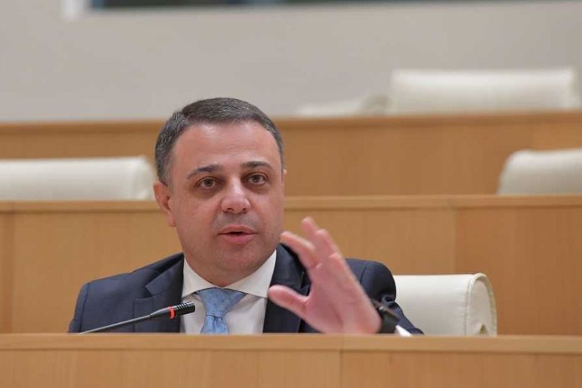 ალუდა ღუდუშაური მიკიტა პოტურაევის განცხადებაზე: მორიგ ჯერზე დავინახეთ უხეში ჩარევა და პირდაპირი მცდელობა იმისა, რომ ზეგავლენა მოახდინონ ქართულ მართლმსაჯულებაზე - ისეთი ქვეყნის წარმომადგენლებისგან განცხადებებს ვისმენთ, რომლებსაც თავიანთ ქვეყანაში, ხშირ შემთხვევაში ათობით პარტია აქვთ ბოლო წლების განმავლობაში აკრძალული