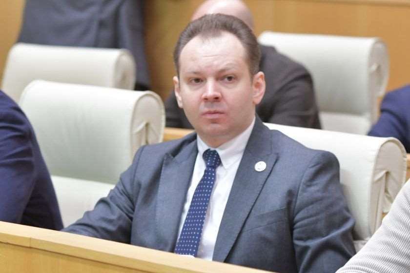თორნიკე ჭეიშვილი: ნიკა გვარამიას განცხადება შეგვიძლია ჩავწეროთ იმ მოღალატეობრივი განცხადებების რიცხვში, რომელიც გასული ერთი თვის განმავლობაში ძალიან აქტიურად იქნა ტირაჟირებული აგენტურული დაჯგუფებების წარმომადგენელთა მხრიდან. ეს არის ანტისახელმწიფოებრივი პათოსის მქონე განცხადება