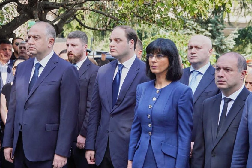 სოხუმის დაცემის დღესთან დაკავშირებით, სახელმწიფო მინისტრმა თეა ახვლედიანმა საქართველოს ერთიანობისთვის ბრძოლაში დაღუპულთა ხსოვნას პატივი მიაგო