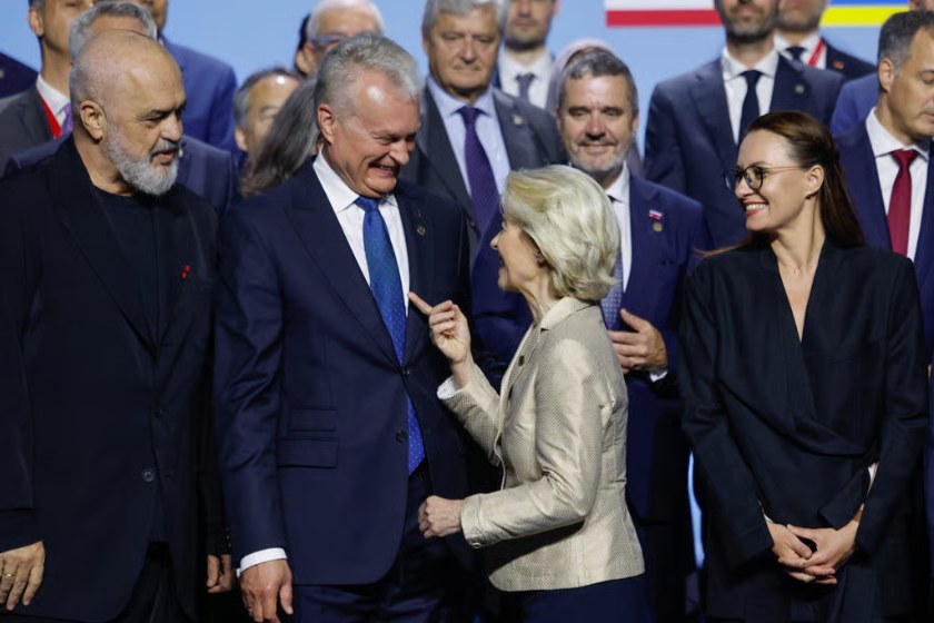 POLITICO: ევროკავშირი მონტენეგროსთვის, უკრაინისთვის, მოლდოვისა და ალბანეთისთვის გაწევრიანების სამოქმედო გეგმებს ამზადებს