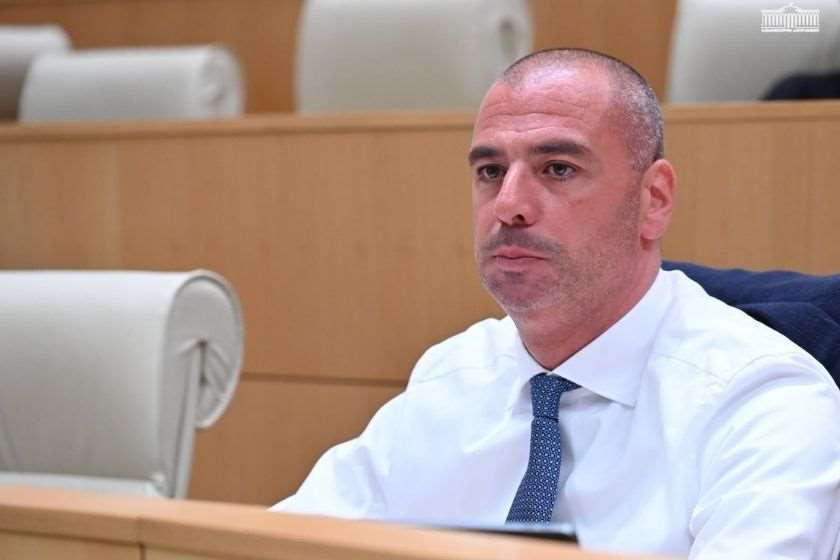 ლევან მაჭავარიანი ირაკლი ღარიბაშვილის წერილზე: პირველივე წერილის შემდეგ გავაკეთე კომენტარი, რომ რომ არ მცოდნოდა, რომ ღარიბაშვილი იყო ავტორი, მეგონებოდა სააკაშვილის, ან ელისო კილაძის წერილები