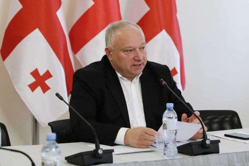 2027 წლიდან, 70 წელს ზემოთ მოქალაქეების პენსია 555 ლარამდე გაიზრდება, 70 წელს ქვემოთ პირების - 390 ლარამდე