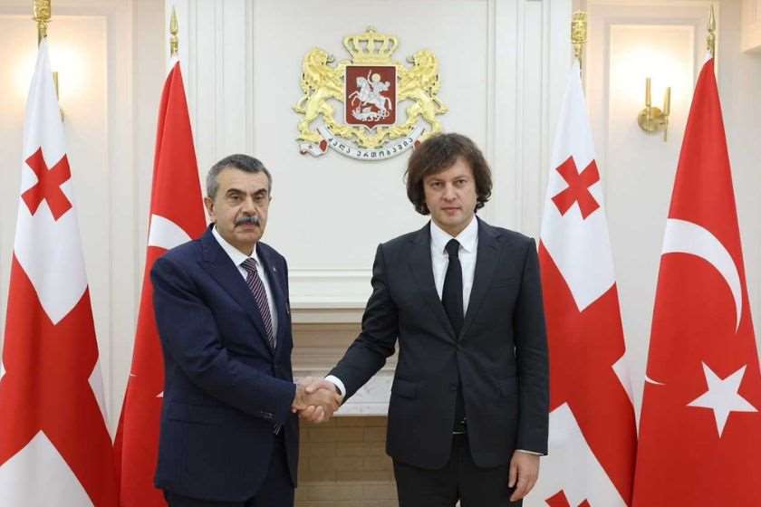საქართველოს პრემიერ-მინისტრი ირაკლი კობახიძე თურქეთის რესპუბლიკის ეროვნული განათლების მინისტრს, იუსუფ თექინს შეხვდა