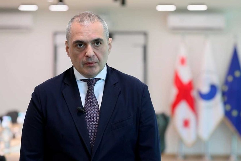 გიორგი პატარიძე: მსჯავრდებულ დავითაძესთან დაკავშირებით გავრცელებულ ვიდეომასალაში ნათლად ჩანს, რომ არამცთუ ღირსების შემლახავ ფაქტებს, არამედ ძალის გადამეტებასაც კი არ ჰქონია ადგილი