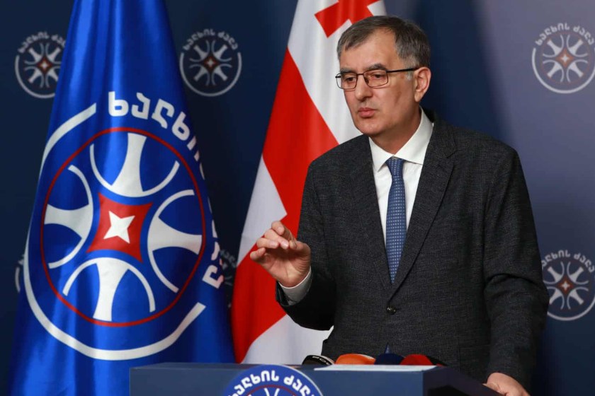 სოზარ სუბარი 4 ოქტომბრის საქმეზე: რადიკალები პრეზიდენტის სასახლეზე თავდასხმას ვერ გაბედავდნენ, რომ არ ჰქონოდათ ძალიან მკაფიო და ძლიერი მხარდაჭერა გარედან, რომელიც დღესაც გრძელდება