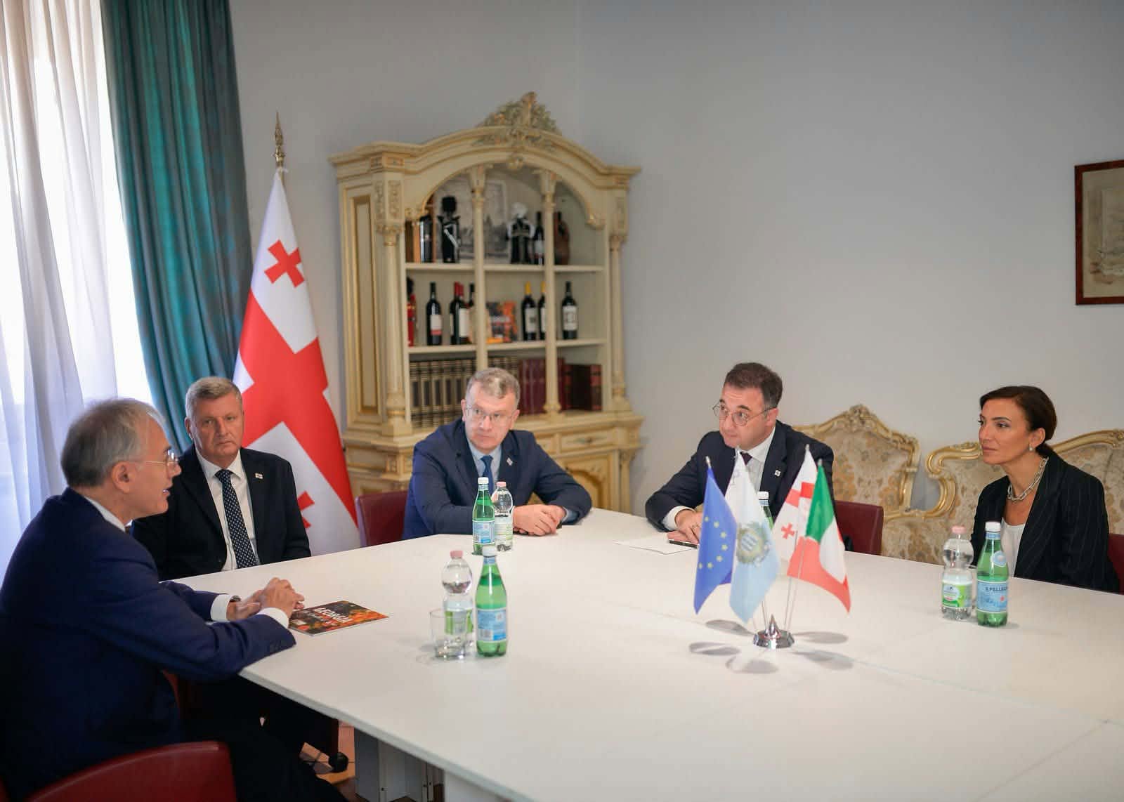 დავით სონღულაშვილი იტალიის კვების მრეწველობის წარმომადგენლებს შეხვდა
