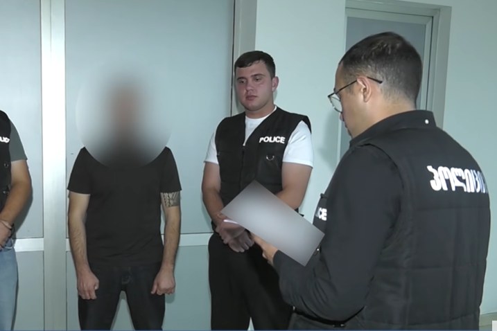 პოლიციამ მარნეულში მომხდარი დაჭრის ფაქტი ცხელ კვალზე გახსნა - დაკავებულია ერთი პირი