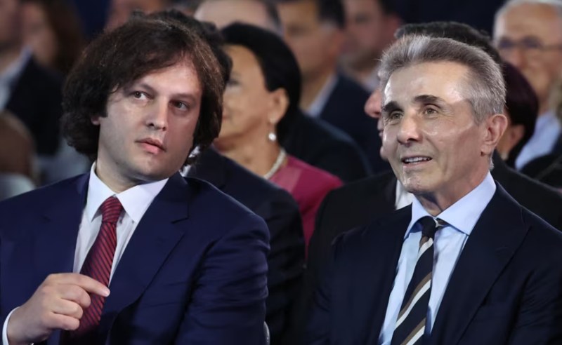 ვინ "დააშანტაჟა" ივანიშვილი? - კემულარია ასახელებს მიზეზს, რის გამოც მისი თქმით, "ოცნების" დამფუძნებელმა კობახიძის მოხსნა გადაიფიქრა