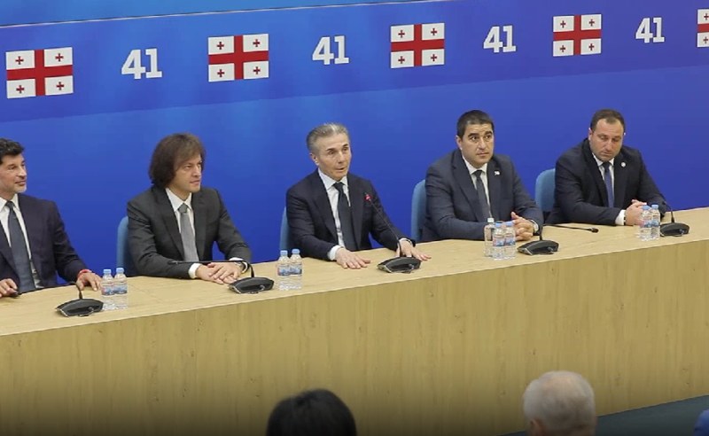 "ოცნების" შეხვედრა ივანიშვილთან - კადრები უმრავლესობის სხდომიდან